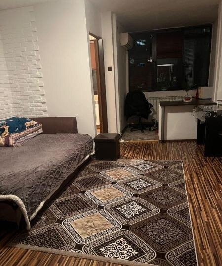 Eroii Revolutiei, piata Progresu, garsoniera confort 1